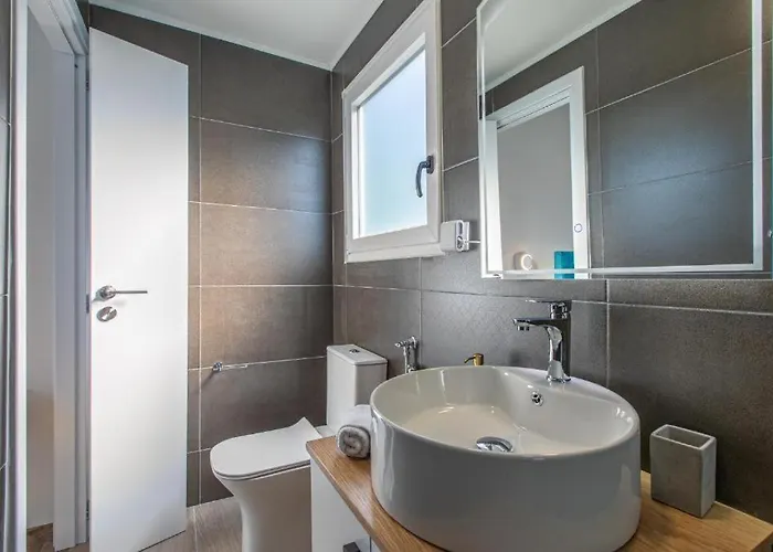 Willa Kedria And Kedria Lounge *