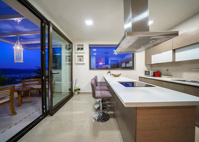 Kedria And Kedria Lounge *