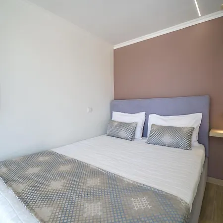 Kedria And Kedria Lounge Villa