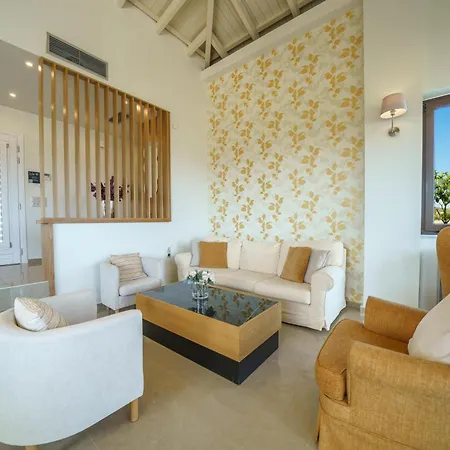 Kedria And Kedria Lounge