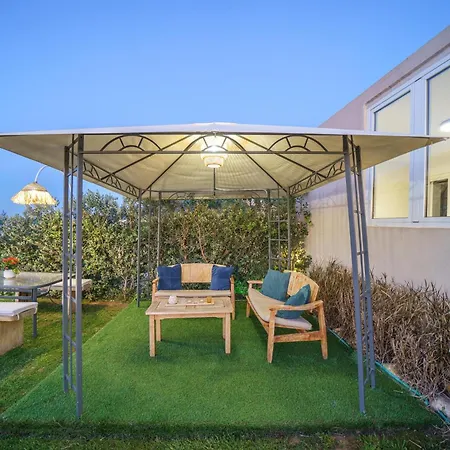 Kedria And Kedria Lounge Βίλα