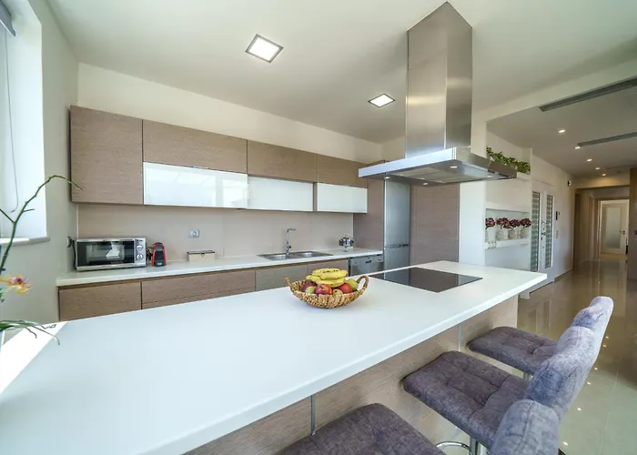 Kedria And Kedria Lounge Βίλα *