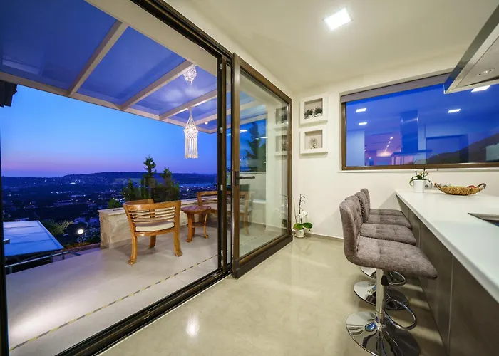 Kedria And Kedria Lounge