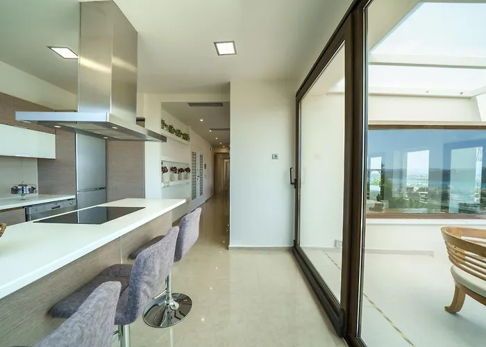 Villa Kedria And Kedria Lounge *