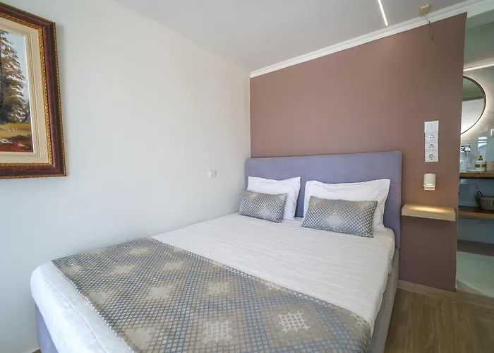 Kedria And Kedria Lounge Villa