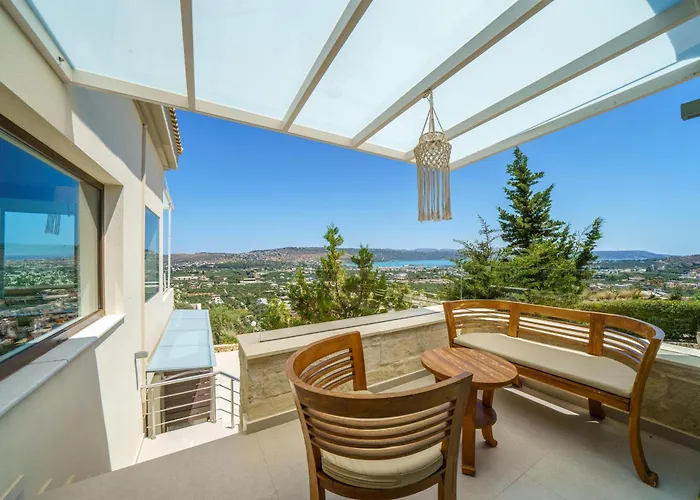 Kedria And Kedria Lounge